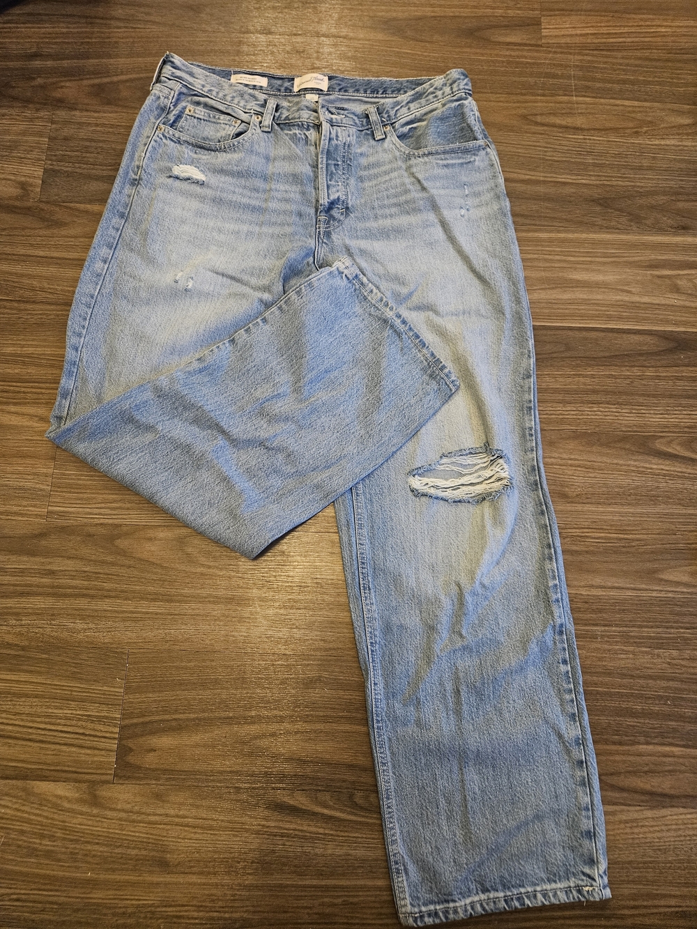 Universal Thread Mid Rise 90s Baggy Jeans 12R Light Wash Distressed